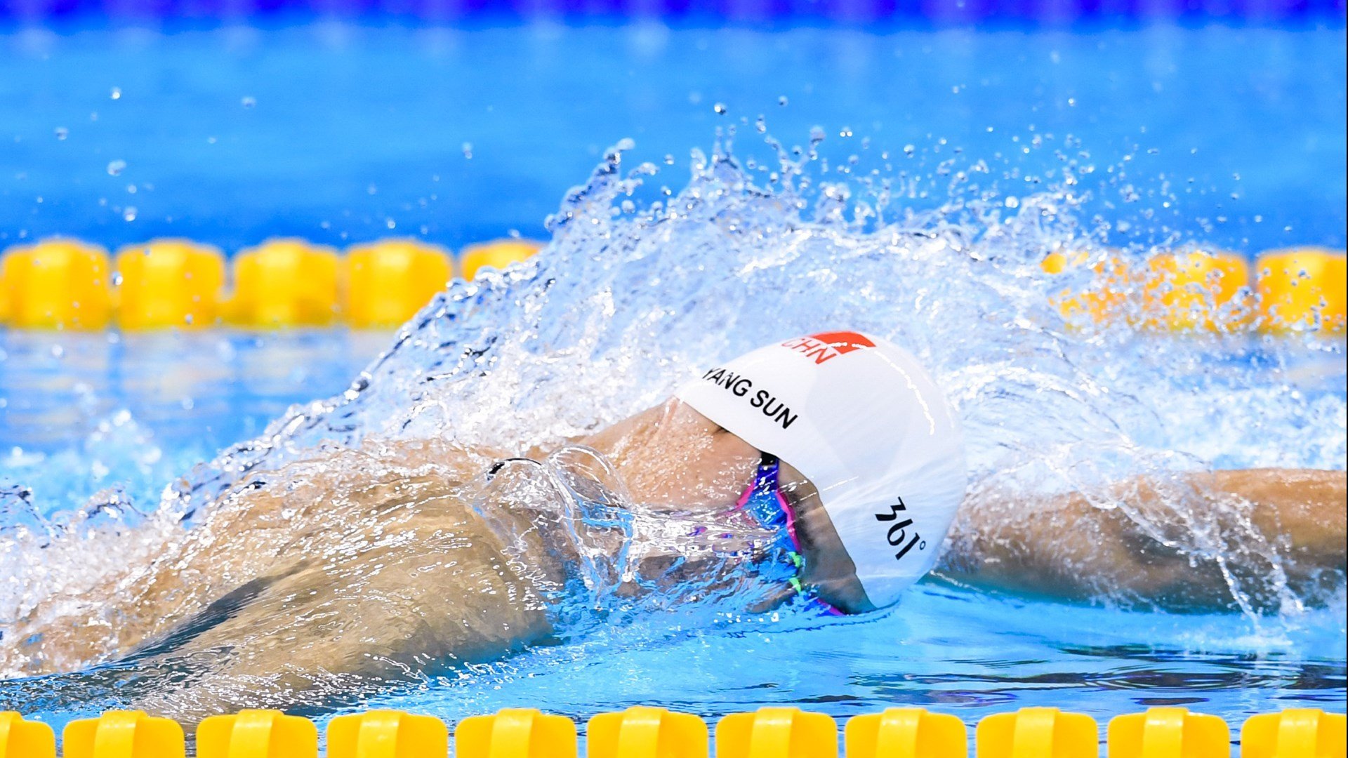 孙兴慜，孤身扛起一支球队，他是今晚唯一的答案